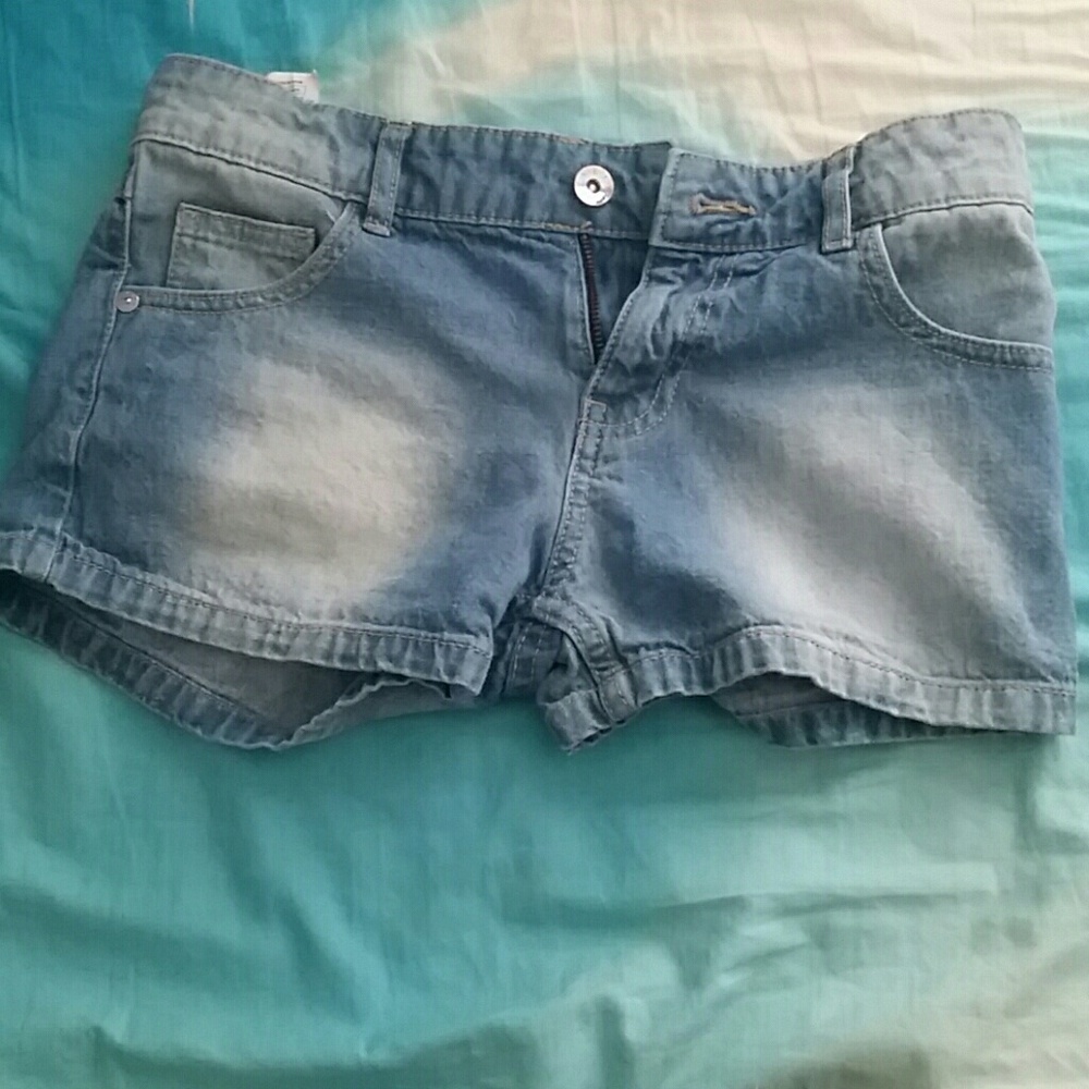 Cute light blue shorts